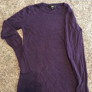 Light weight long sleeves sweater